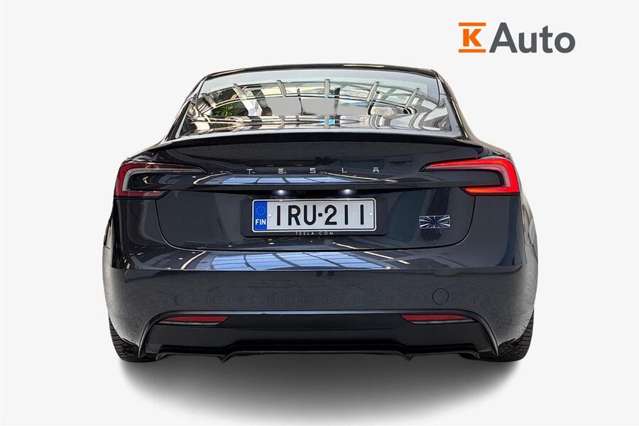 Tesla Model 3 vaihtoauto