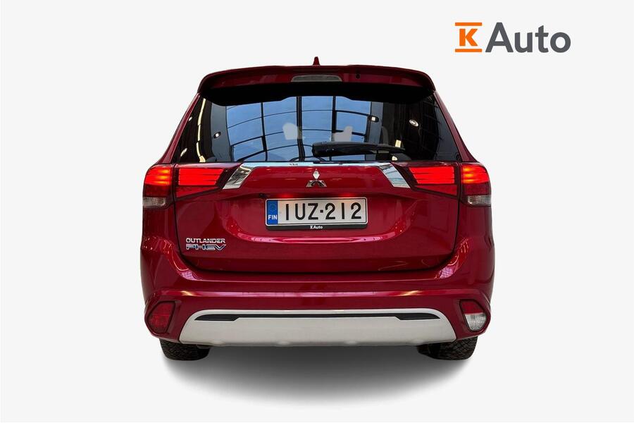 Mitsubishi Outlander PHEV vaihtoauto