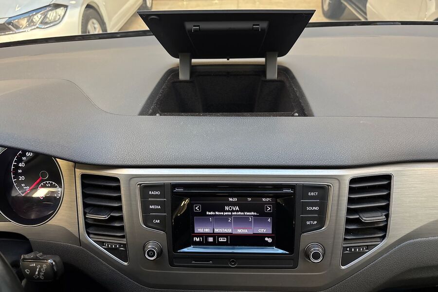 Volkswagen Golf Sportsvan vaihtoauto