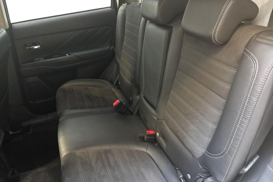 Mitsubishi Outlander PHEV vaihtoauto