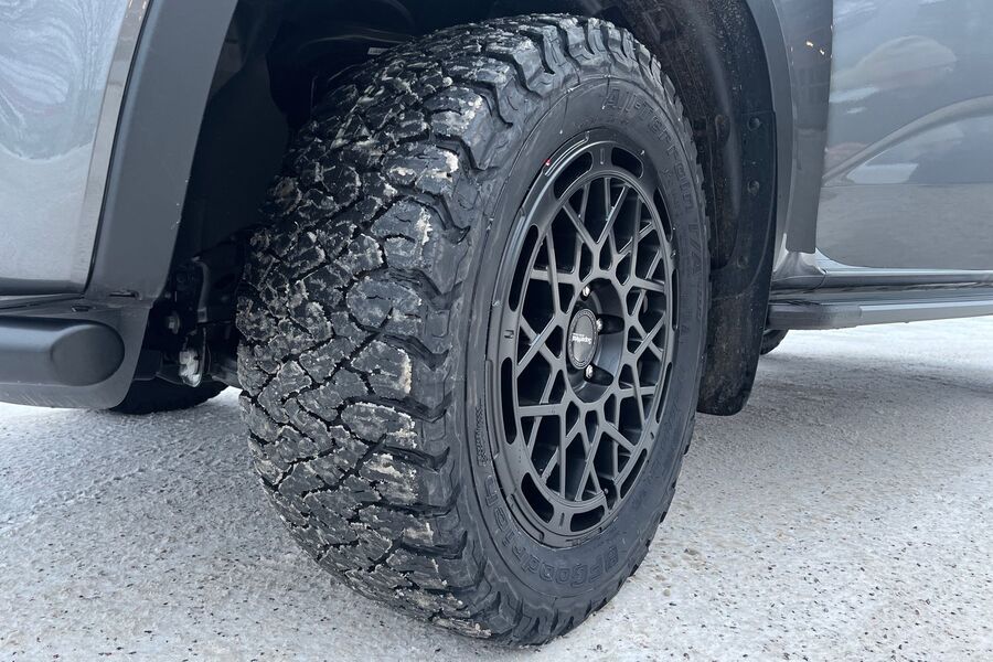 Volkswagen Amarok vaihtoauto