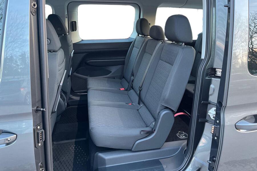 Volkswagen Caddy Maxi vaihtoauto