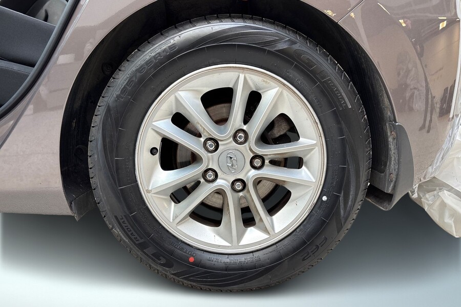 Hyundai i30 5d vaihtoauto