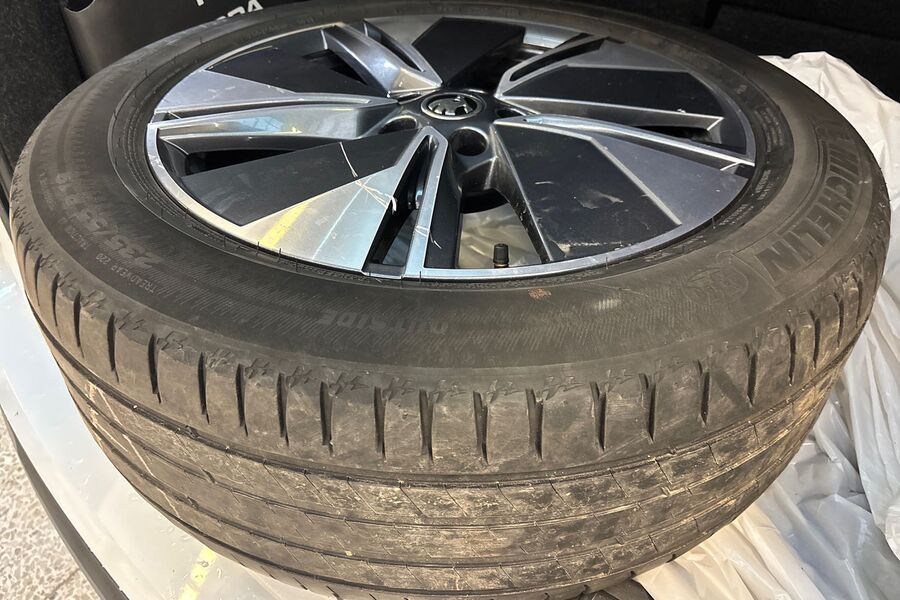 Skoda Enyaq vaihtoauto