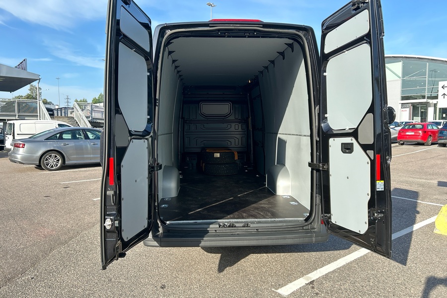 Volkswagen Crafter vaihtoauto