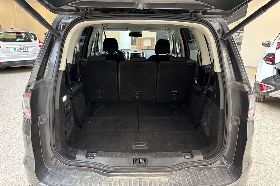 Ford Galaxy vaihtoauto