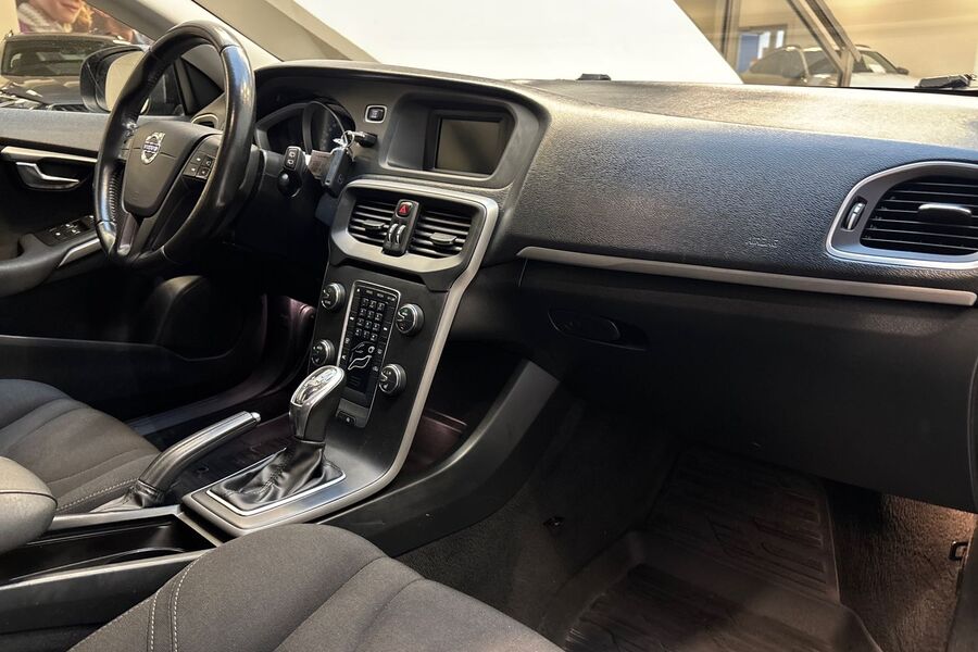 Volvo V40 vaihtoauto