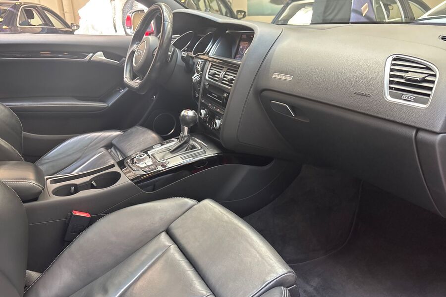 Audi S5 vaihtoauto