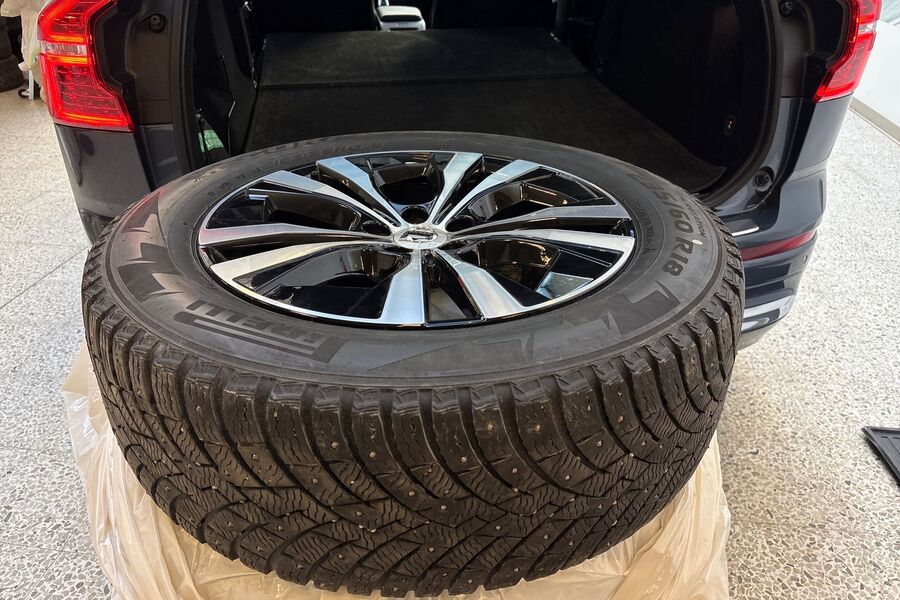 Volvo XC60 vaihtoauto
