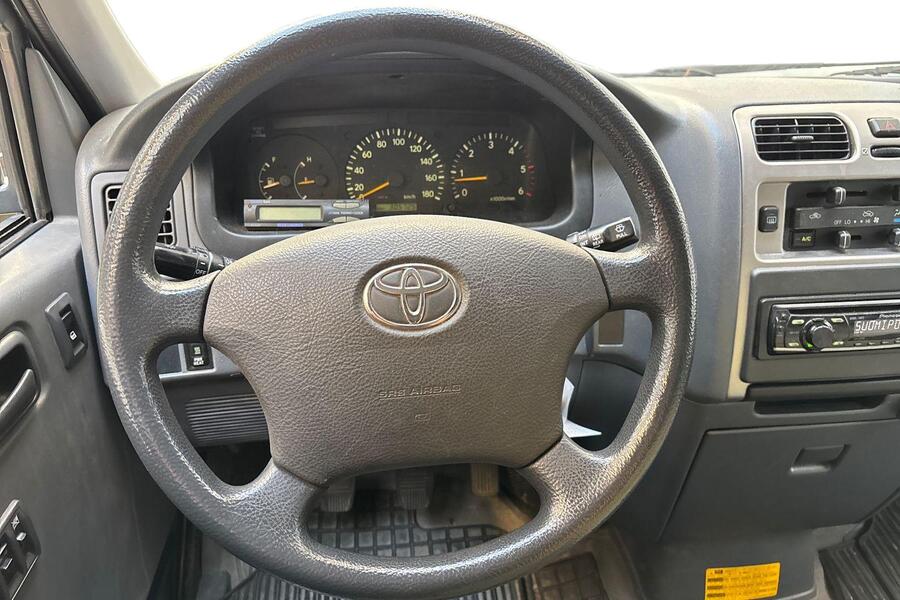 Toyota Hiace vaihtoauto