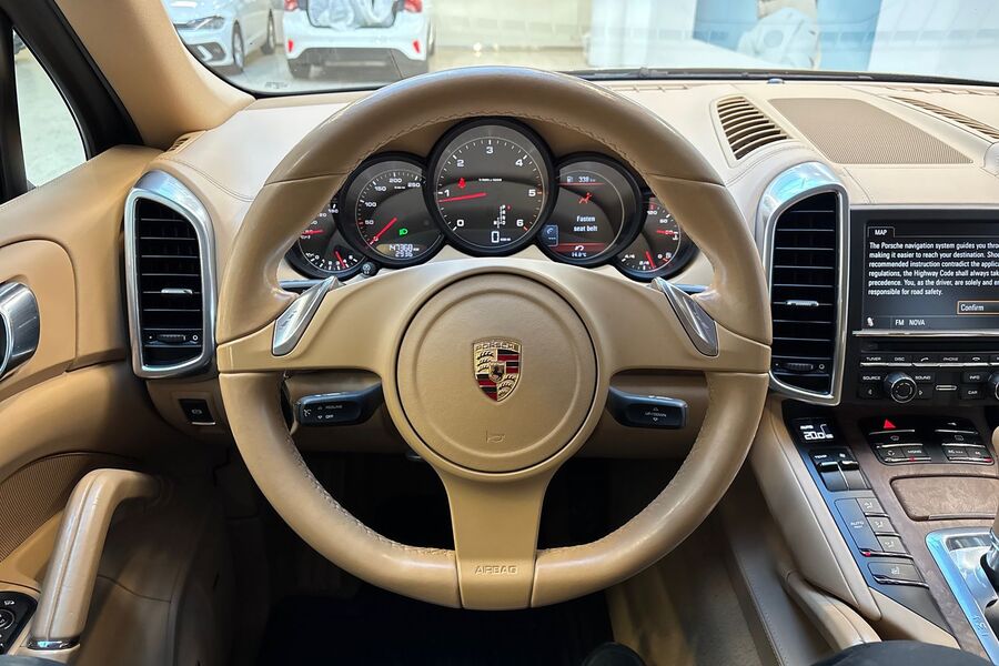 Porsche Cayenne vaihtoauto
