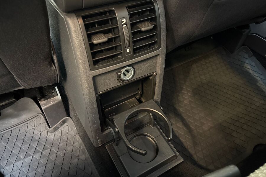 Volkswagen Touran vaihtoauto