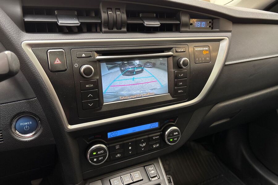 Toyota Auris vaihtoauto