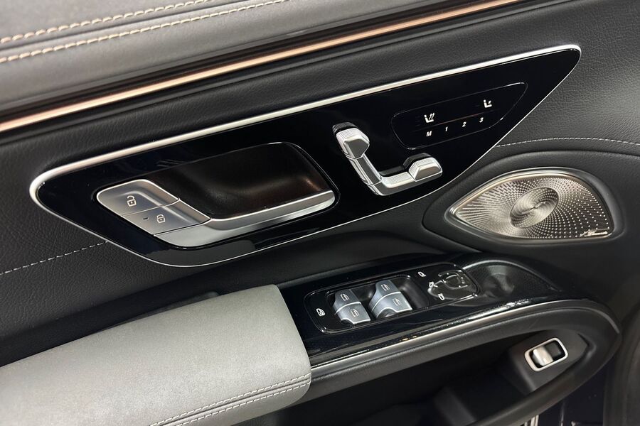 Mercedes-Benz EQS vaihtoauto