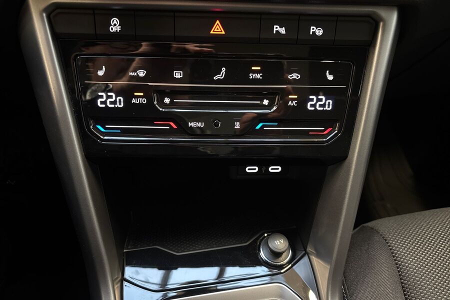 Volkswagen T-Roc vaihtoauto