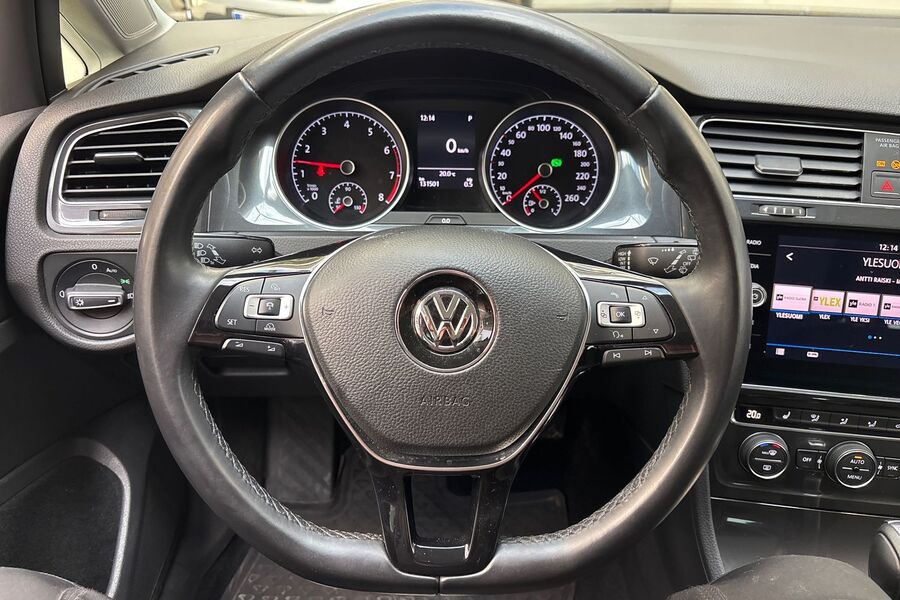 Volkswagen Golf vaihtoauto