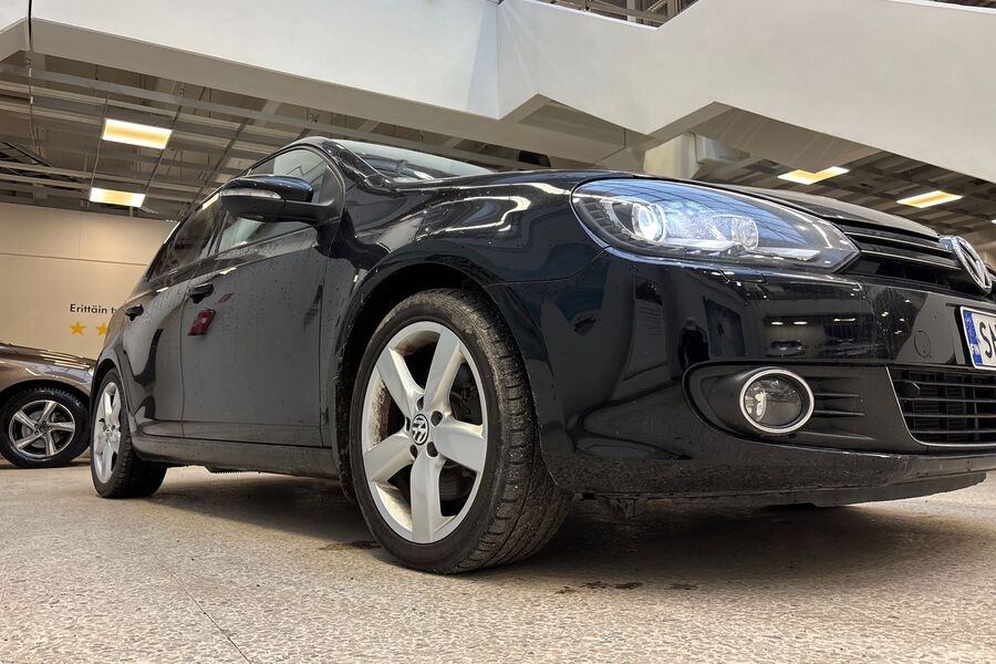 Volkswagen Golf vaihtoauto