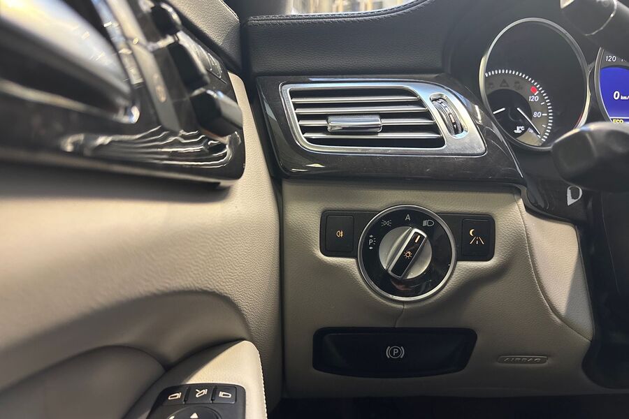 Mercedes-Benz CLS vaihtoauto