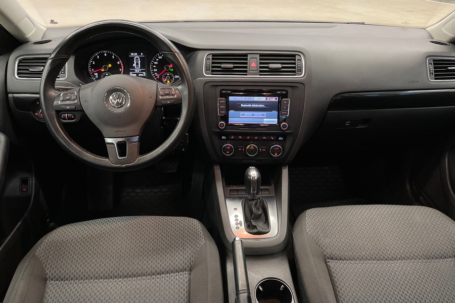Volkswagen Jetta vaihtoauto