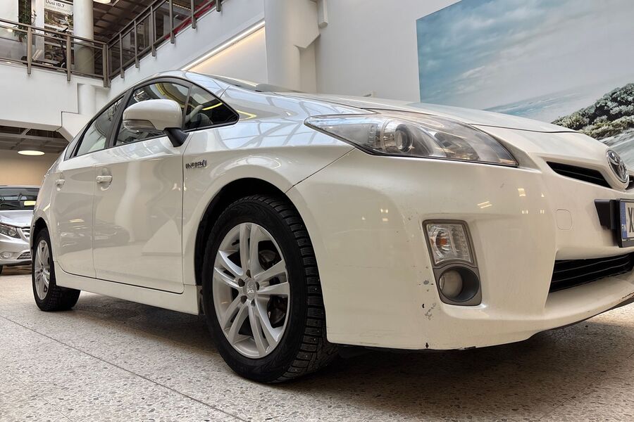 Toyota Prius vaihtoauto