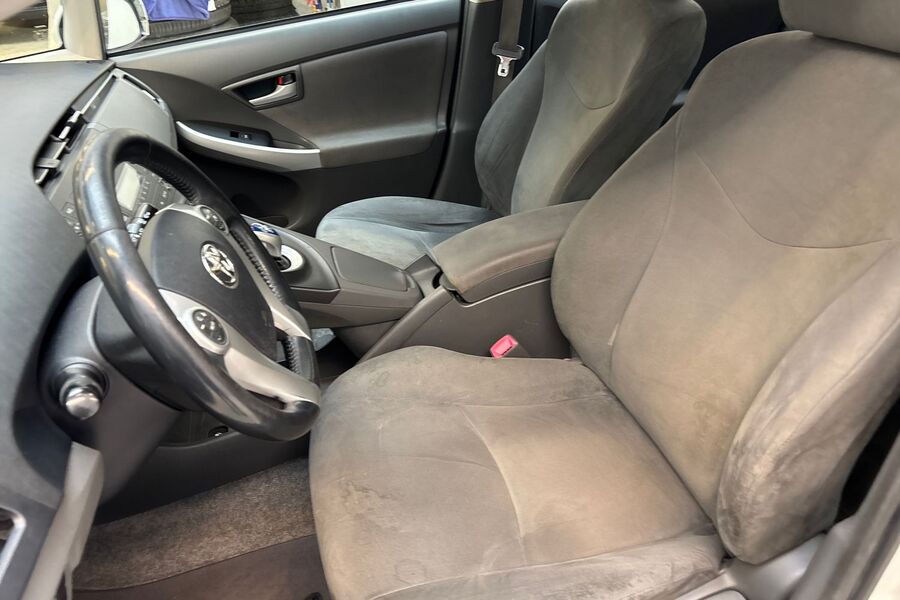 Toyota Prius vaihtoauto