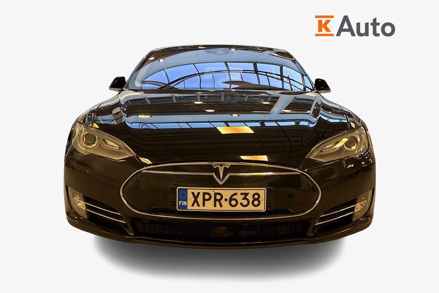Tesla Model S vaihtoauto