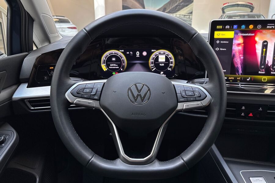 Volkswagen Golf vaihtoauto