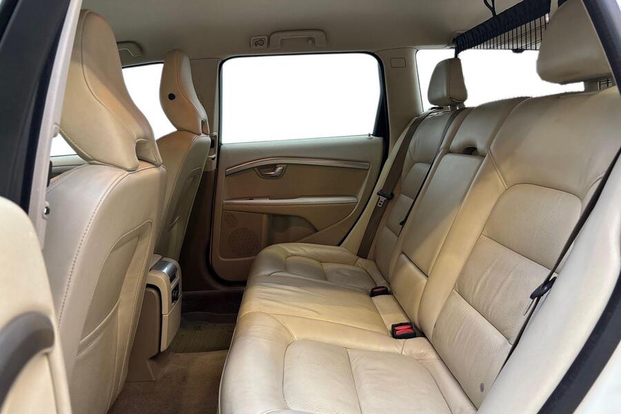 Volvo V70 vaihtoauto