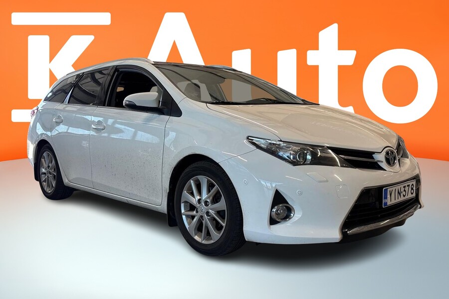 Toyota Auris vaihtoauto