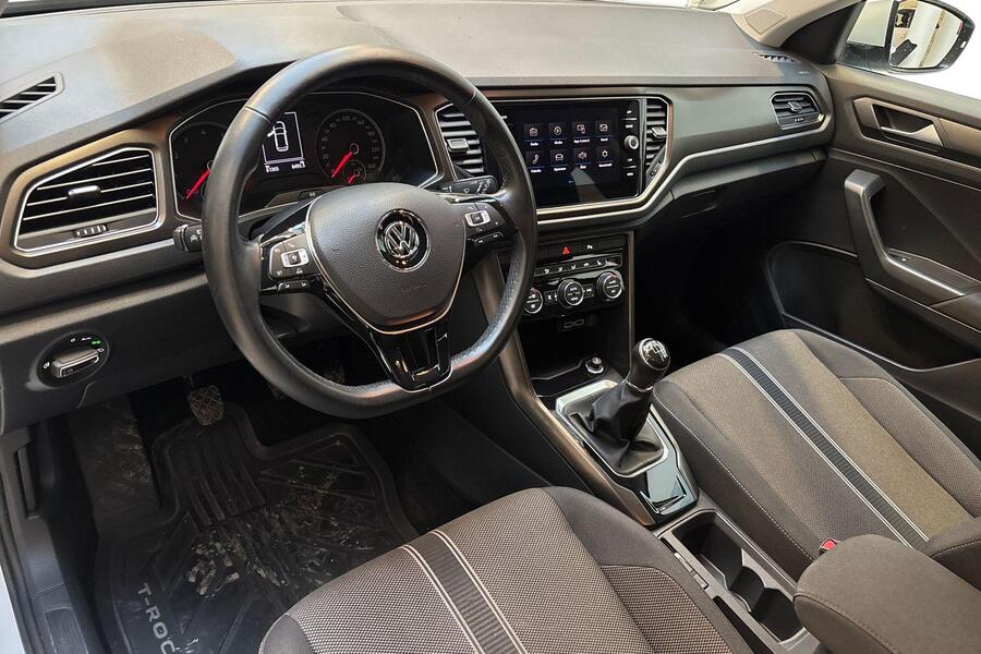 Volkswagen T-Roc vaihtoauto