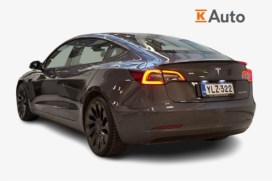 Tesla Model 3 vaihtoauto