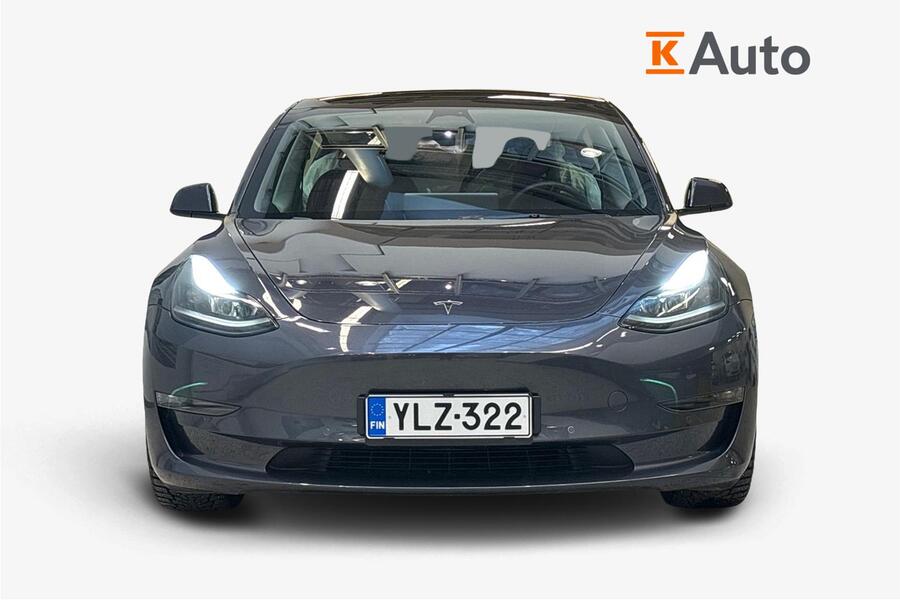 Tesla Model 3 vaihtoauto
