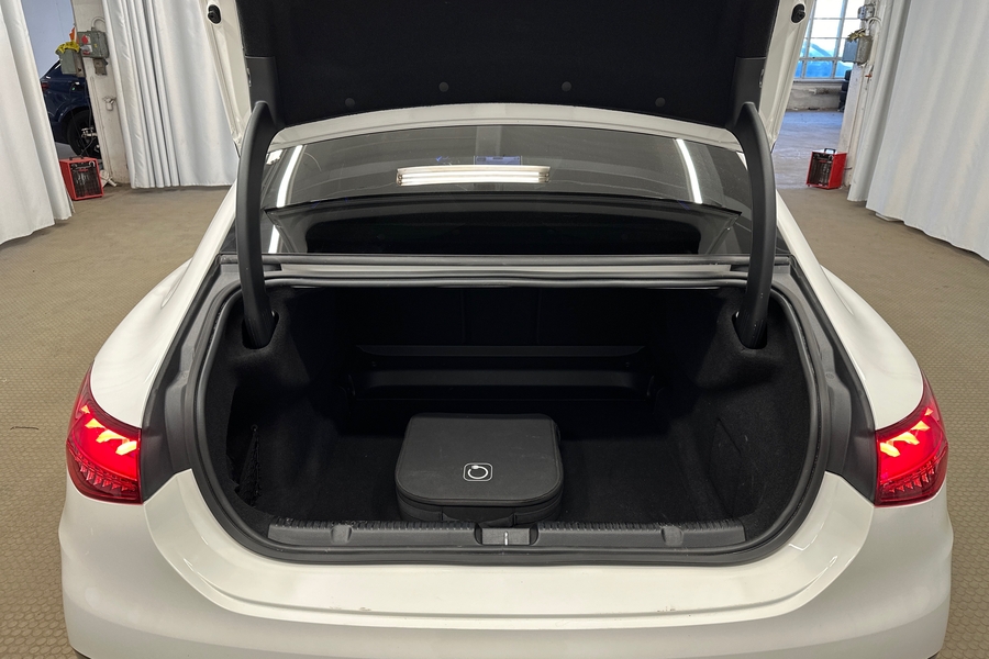 Mercedes-Benz EQE vaihtoauto