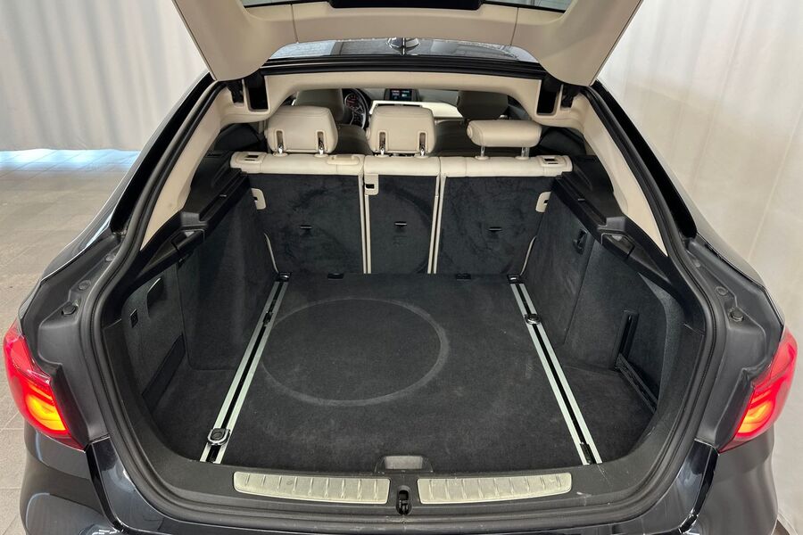 BMW 320 vaihtoauto