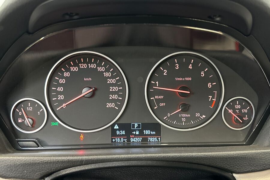 BMW 320 vaihtoauto