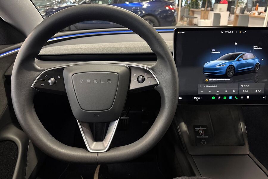 Tesla Model 3 vaihtoauto