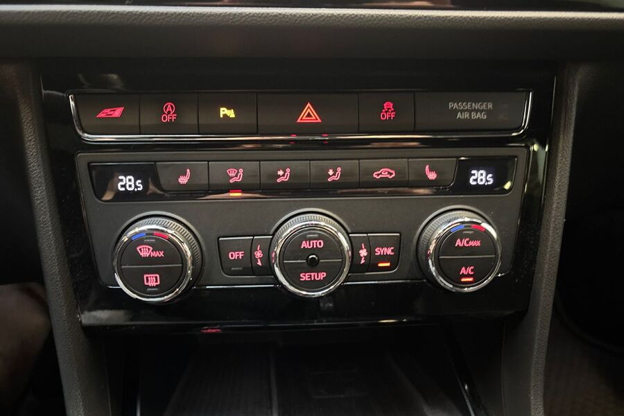 SEAT Leon ST vaihtoauto