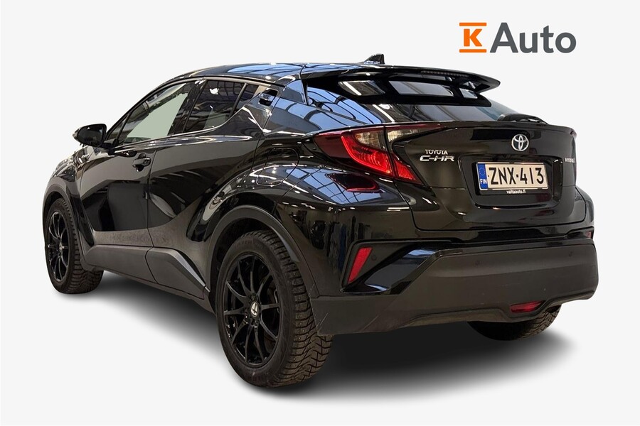 Toyota C-HR vaihtoauto