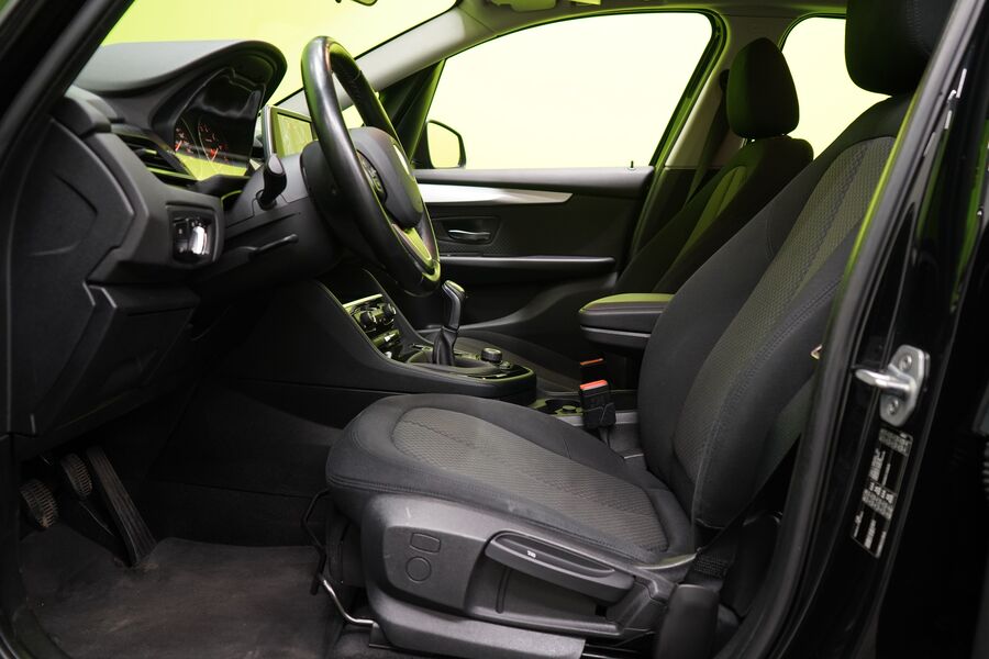 BMW 218 vaihtoauto