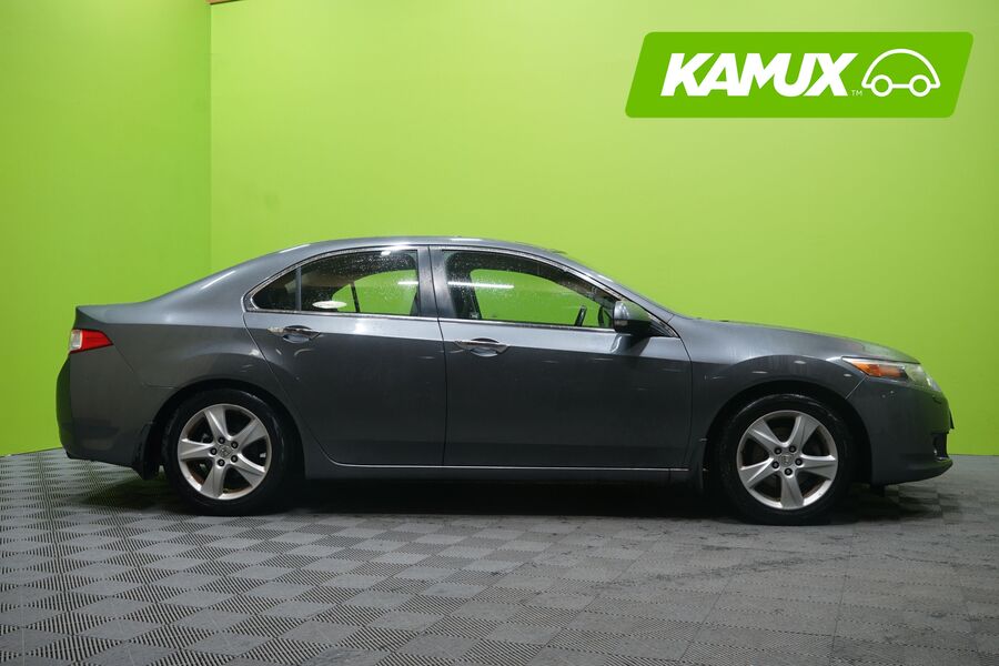 Honda Accord vaihtoauto