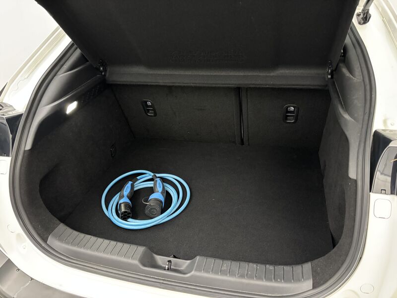 Mazda MX-30 vaihtoauto