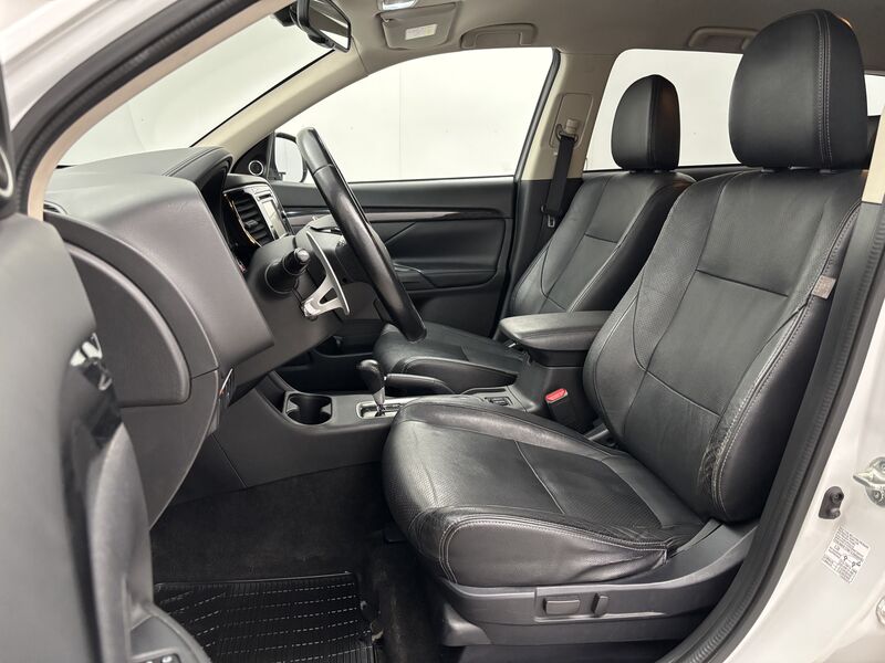 Mitsubishi Outlander vaihtoauto