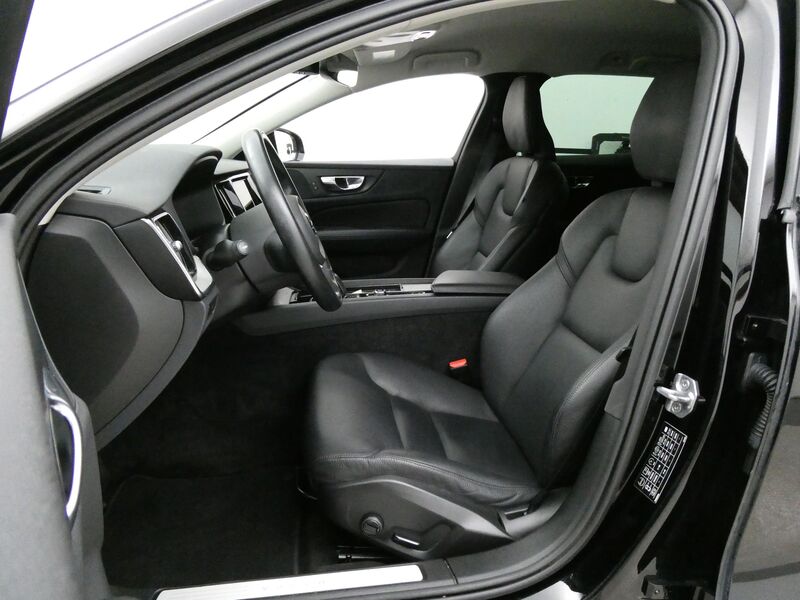 Volvo V60 Cross Country vaihtoauto