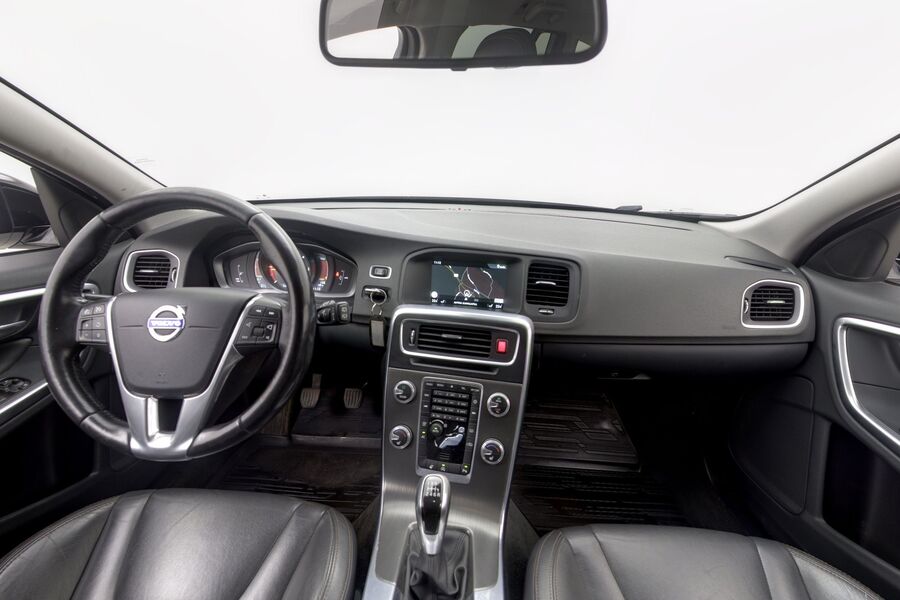 Volvo V60 Cross Country vaihtoauto