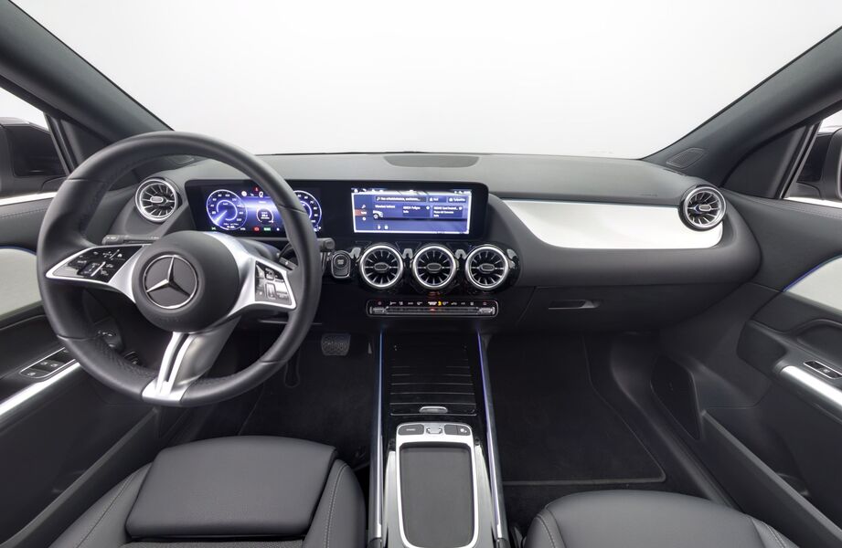 Mercedes-Benz EQA vaihtoauto