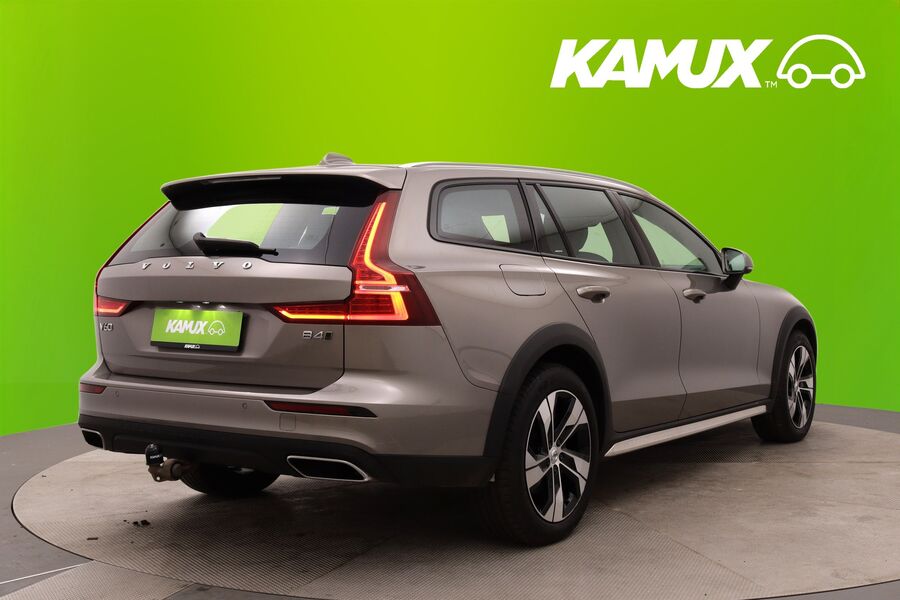 Volvo V60 Cross Country vaihtoauto