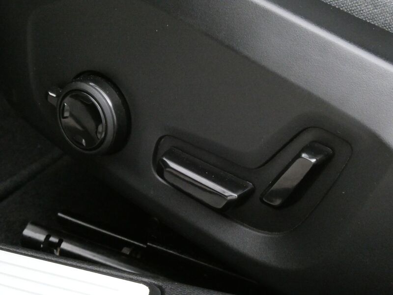 Volvo V60 Cross Country vaihtoauto