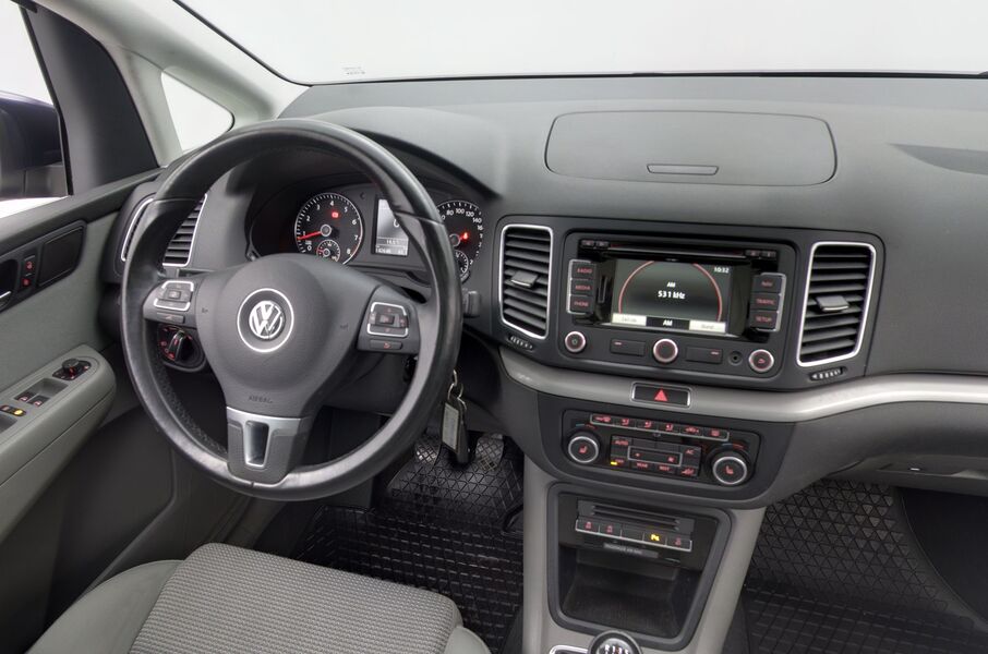 Volkswagen Sharan vaihtoauto