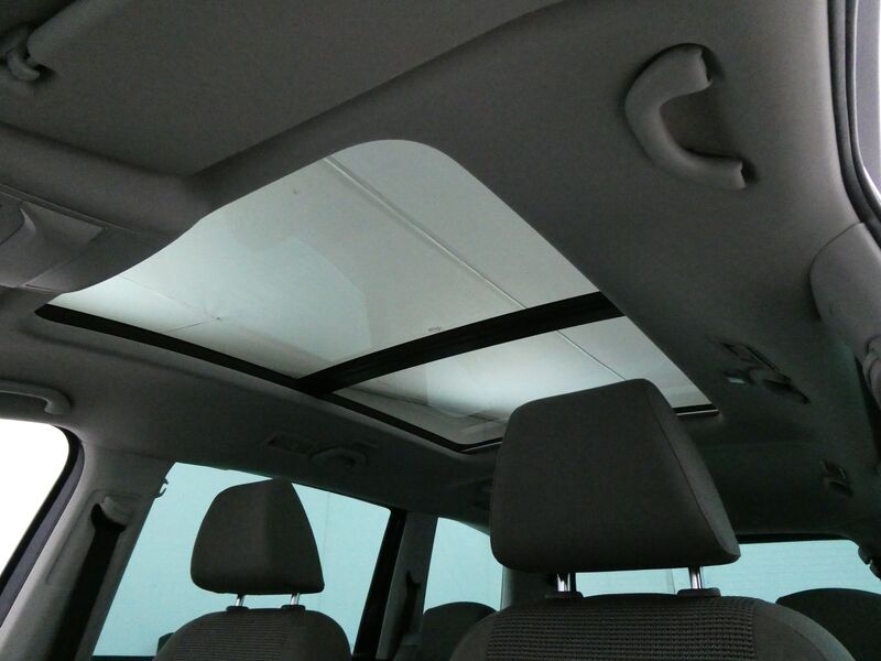 Volkswagen Sharan vaihtoauto