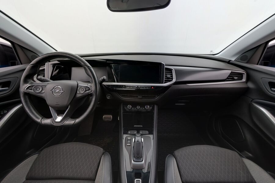 Opel Grandland vaihtoauto